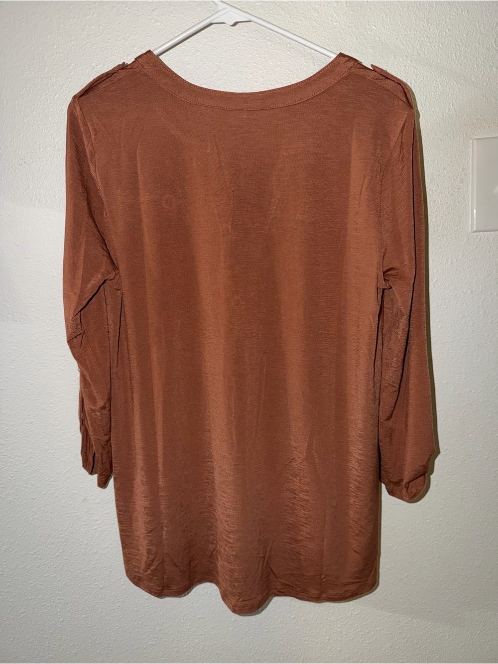 Button-Front Rust Long Sleeve Henley Tunic Top V-Neck NWT - Picture 8 of 10
